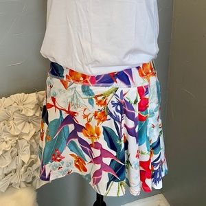 ATHLETA TROPICAL BREEZE SKORT SIZE SMALL, EUC